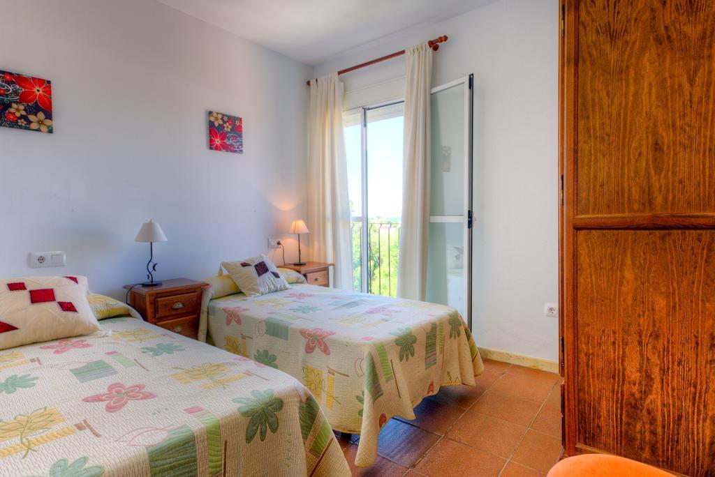 Apartamentos Costa Trafalgar Zahora Bilik gambar